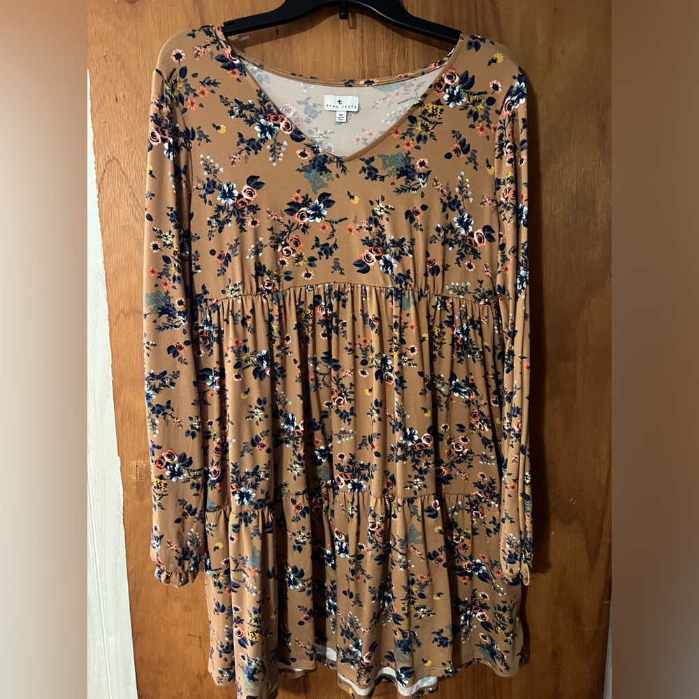 True Craft Floral V-Neck Long Sleeve Top - Tan and Blue